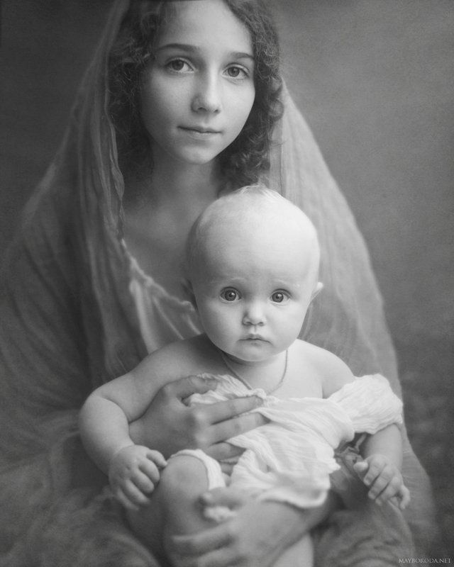 Mayboroda, Portrait Sistersphoto preview