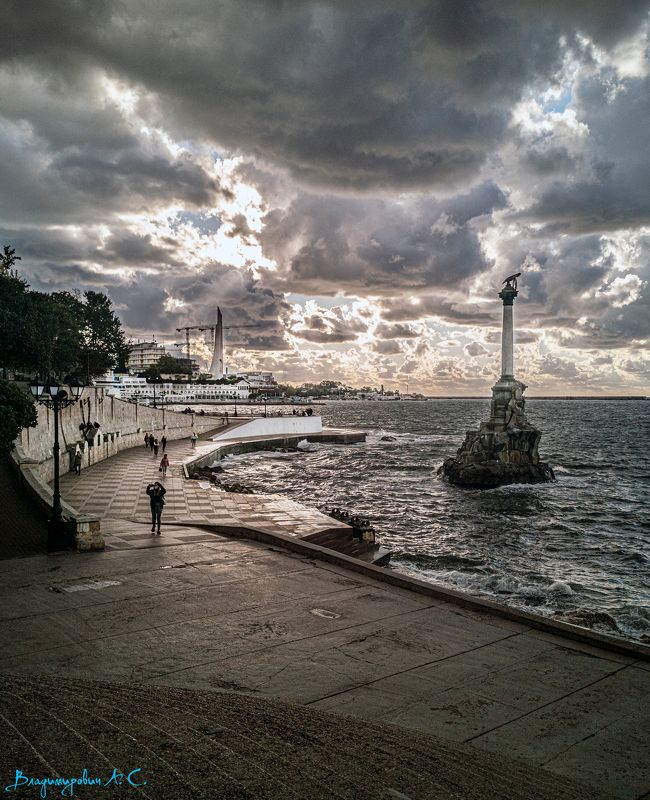 памятник затопленным кораблям севастополь набережная Памятник затопленным кораблям.photo preview