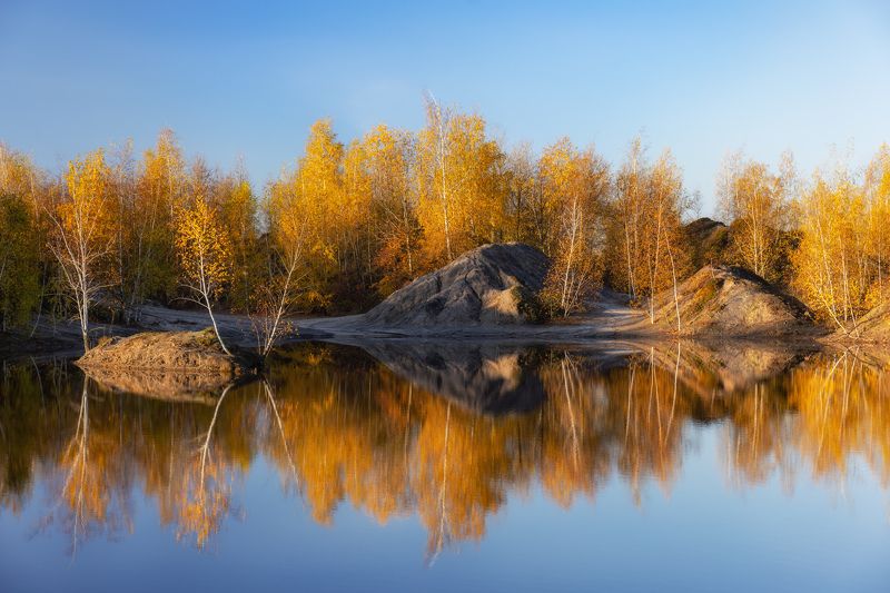 Отражение осениphoto preview