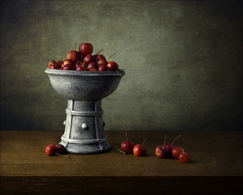 Still life Red and greenphoto preview