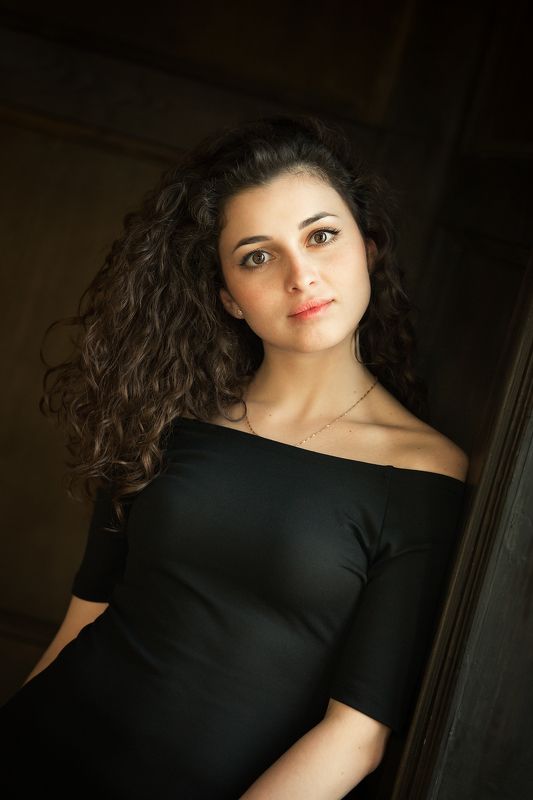 портрет, девушка Портретноеphoto preview