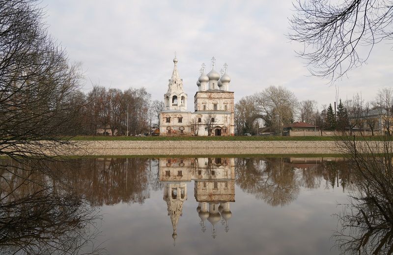 church, history, architecture, symbol, city Cold morningphoto preview