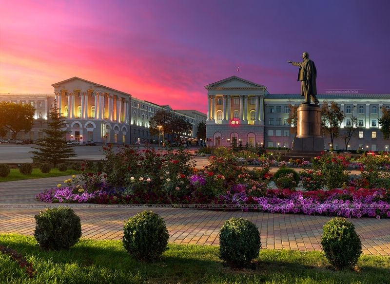 книга владыка моря, красная площадь, длинная выдержка, capriccio, veduta, photoartist, ведута, каприччио, фотохудожник, курск, россия, закат, артем мирный, artyom mirniy, kursk, russia Красная площадь. Город Курск (Россия)photo preview