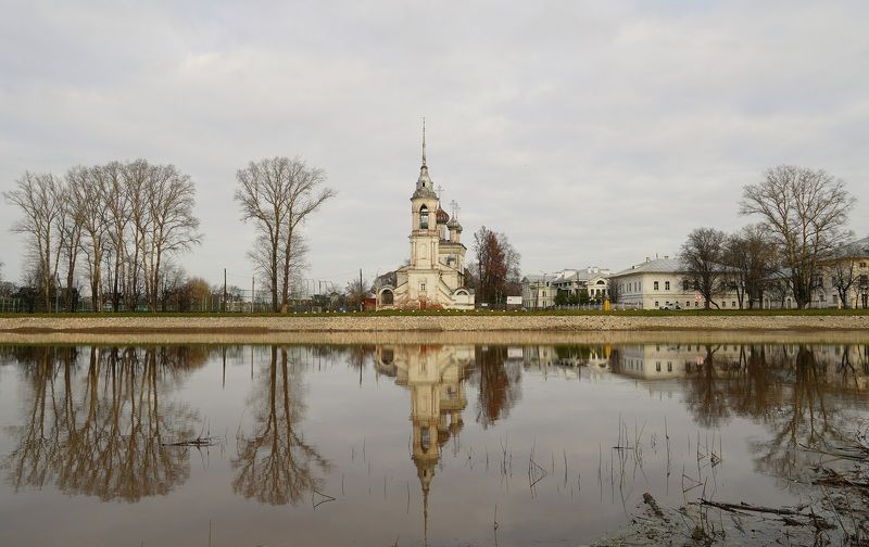 church, history, architecture, symbol, city Cold morningphoto preview