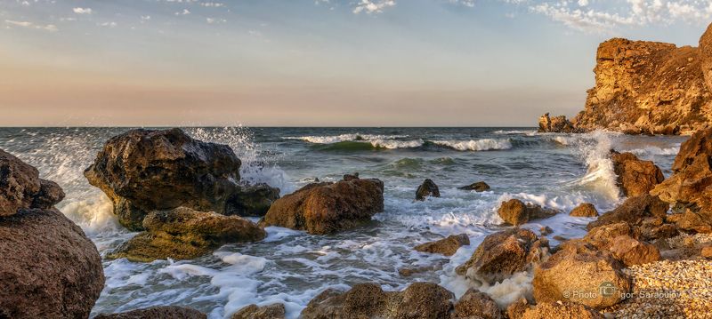 штормит, утёс снежного человека, утёс, путешествия,  природа, прибой, пейзаж, панорама, крымское побережье, крым, караларский природном парк,  генеральские пляжи, волны, вечер,  бухта, брызги, азовское море, live for the story, Шторм, волна за волной. фото превью