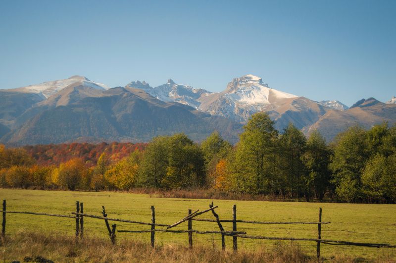 Осень в Дигорииphoto preview