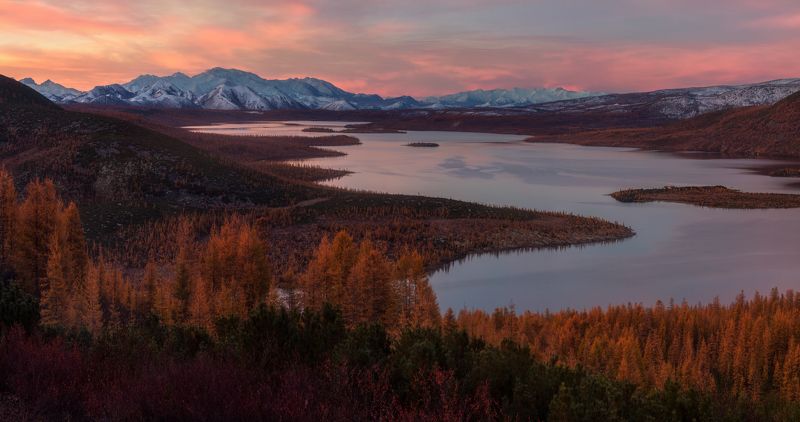 озеро джека лондона Рассвет над озером Джека Лондонаphoto preview