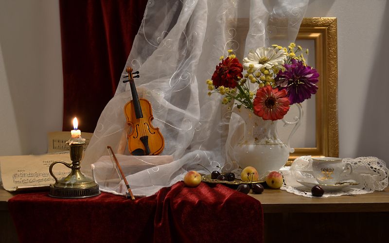 still life,натюрморт,  цветы, фото натюрморт, скрипка, ноты,  лето,  июль, подсвечник, настроение, фарфор, фрукты Звучала скрипка трепетно и нежно...photo preview