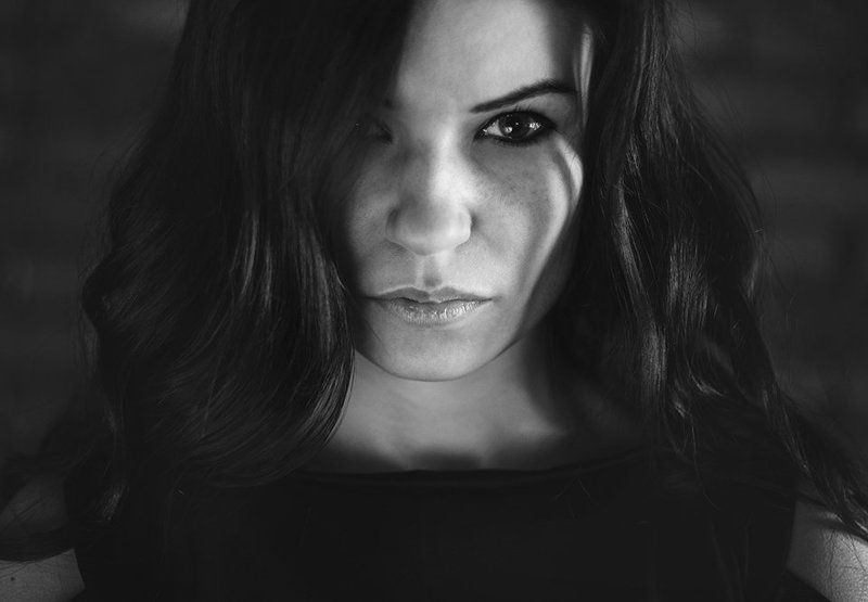 Beautiful, Beuty, Black & white, Girl, Poland, Portrait, Window, Winter Paulaphoto preview