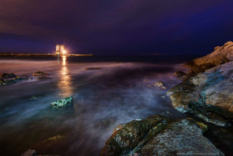 Ocean, Rocks, Sea, Море, Ночь, Свет, Скалы, Средиземное море The Martian Chroniclesphoto preview