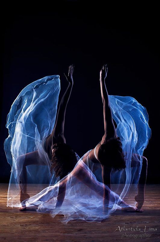 танец прыжок юбка дуализм девушка танец 4photo preview