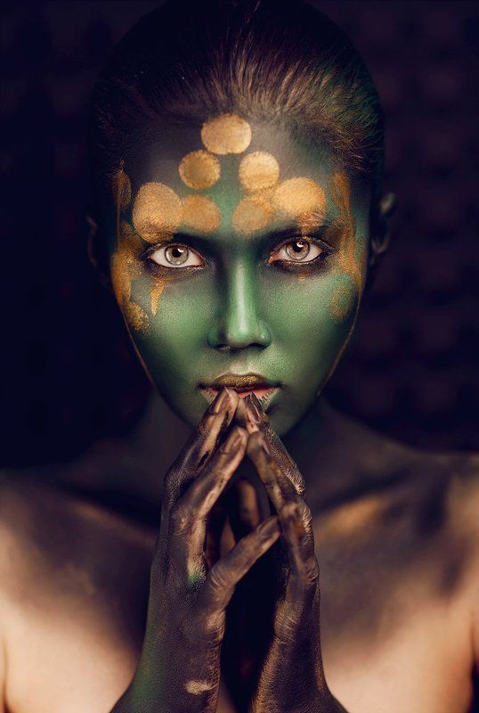 85, 85 1.4, D700 ***photo preview