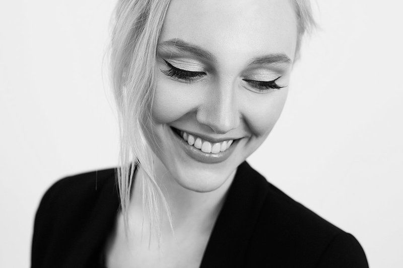 Алинаphoto preview