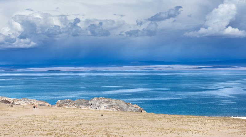 Люди - они такие маленькие...photo preview