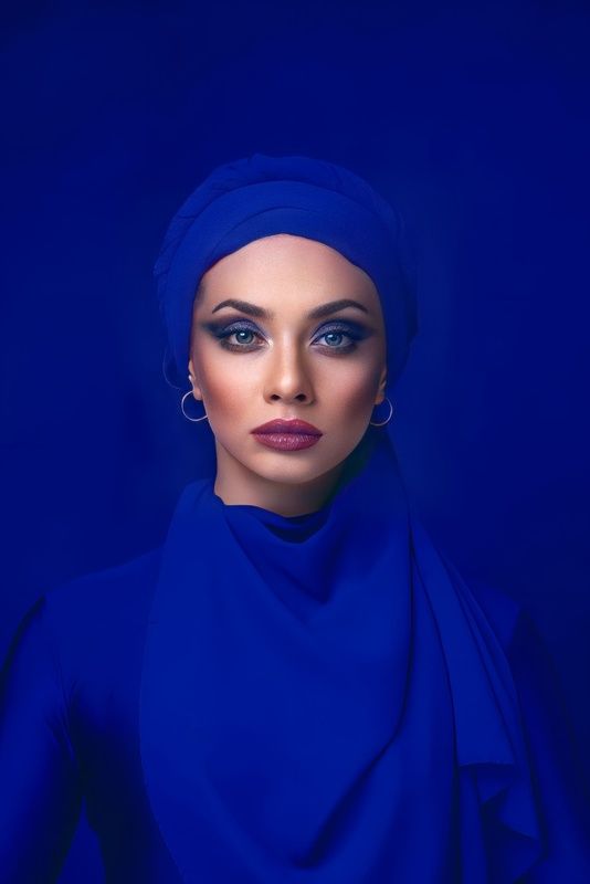 модель, девушка, girl, female, woman, portrait, портрет Blue colorphoto preview