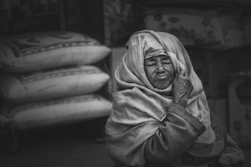 Old womenphoto preview