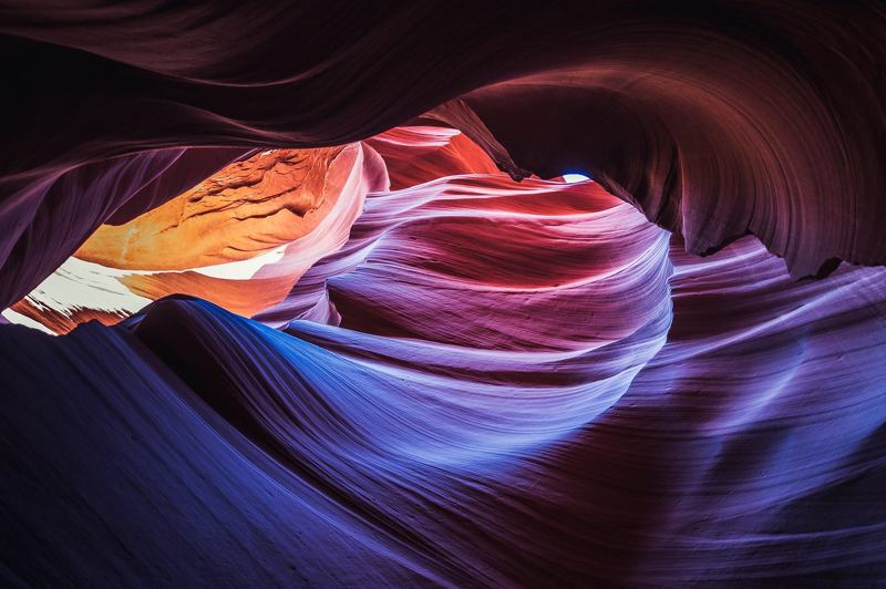 Converging Towards the Lightphoto preview