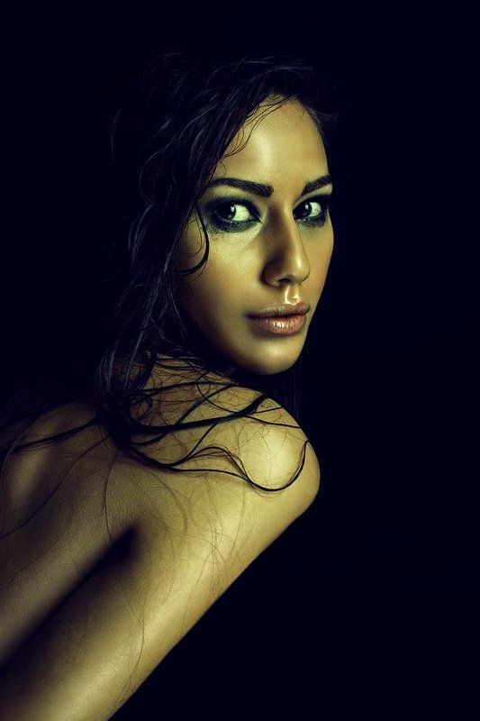 Black, Dark, Portrait Alenaphoto preview