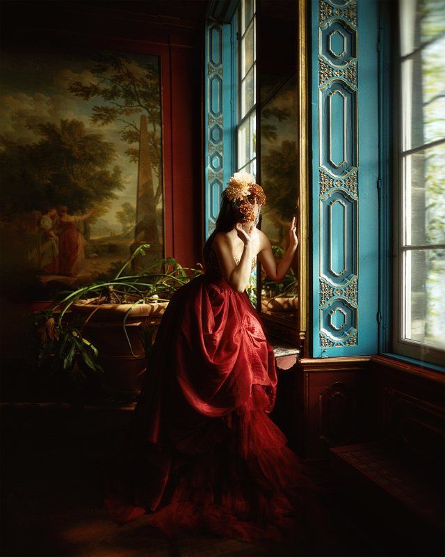 Red Caged Birdiephoto preview