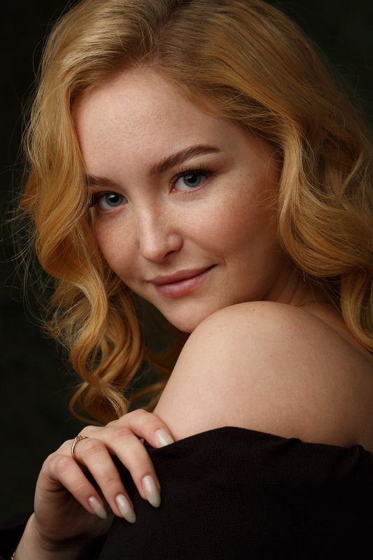 портрет Анастасияphoto preview