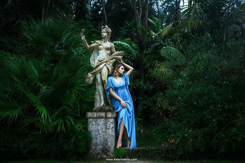 raindrop, garden, fall, sleep, blue, nature, stone, rocks, woman, model, beautiful Raindrop in the gardenphoto preview