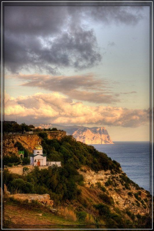 мыс айя, крым, закат Озарённый солнцемphoto preview