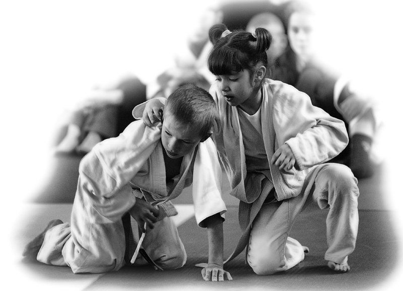 ще раз дернешь за косички Я тебе ухо откушуphoto preview