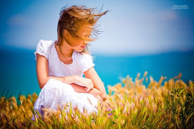 Anna and windphoto preview