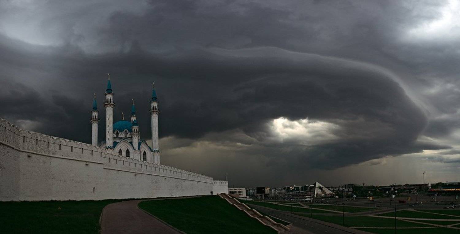 казань, кремль, туча, Скиталец