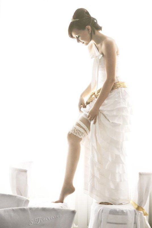 В белом......photo preview