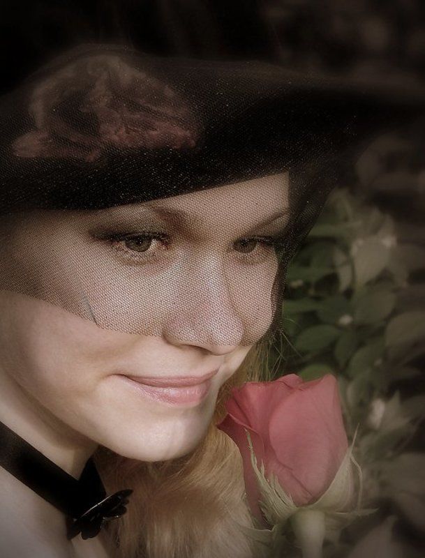 девушка, молодость, красота.цветочек аленький,взгляд,нежность, Цветочек аленький...photo preview