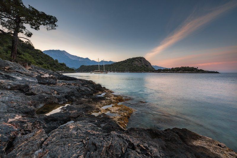 На рассветеphoto preview