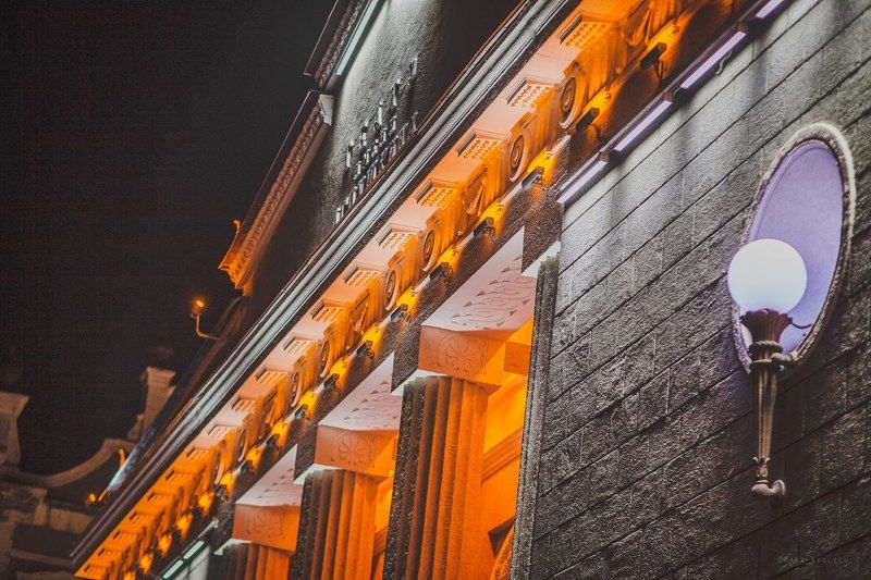 А.С.Пушкин, Архитектура, Красноярск, Россия, Театр, Фасад Элементы декора фасада. Драм.театр А.С,Пушкина.photo preview