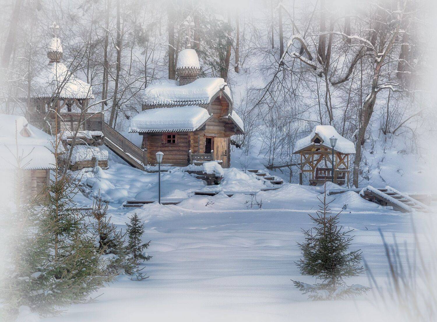 Зимняя сказка. Автор: Сергей Аникин Зима, снег, лес, елки, терем, Гремячий, Сергей Аникин