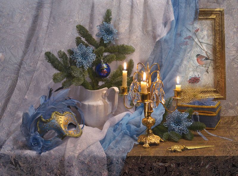 still life, натюрморт,  фото натюрморт, зима, декабрь, маска, подсвечник, ветка ели, картина, настроение, свечи Предчувствие Нового года...photo preview