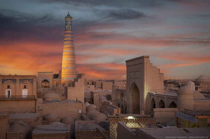 узбекистан, архитектура, минарет, хива, uzbekistan, xiva Раннее утро в Хивеphoto preview