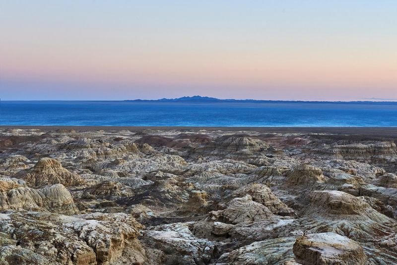 Спокойствие воды, волнение земли...photo preview