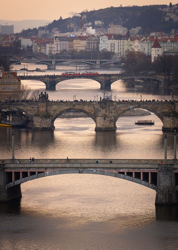 Prague bridgesphoto preview