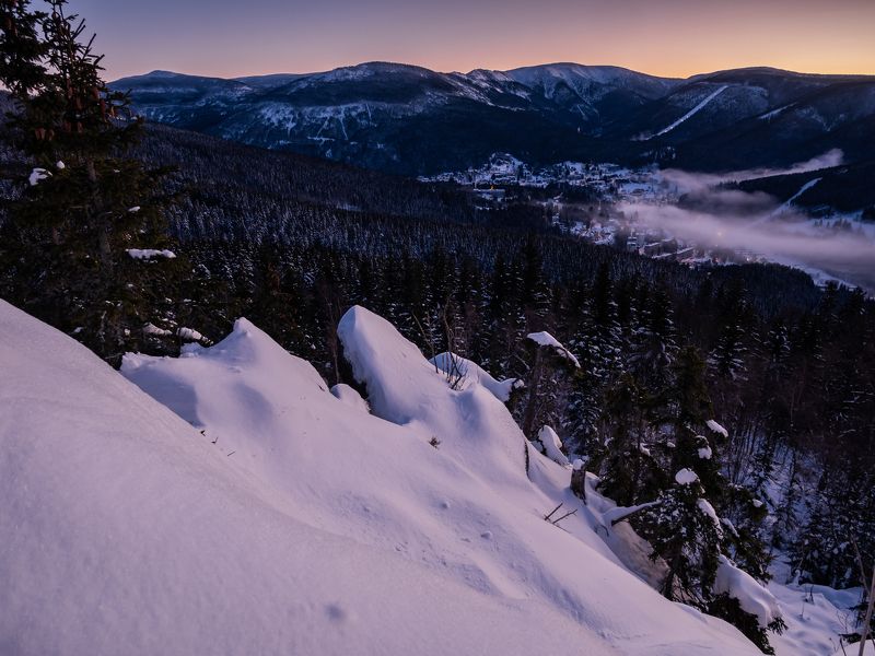 czech,snow,winter,landscape,giant mountains,spindleruv mlyn,nature,sunrise,down Moments before sunrisephoto preview