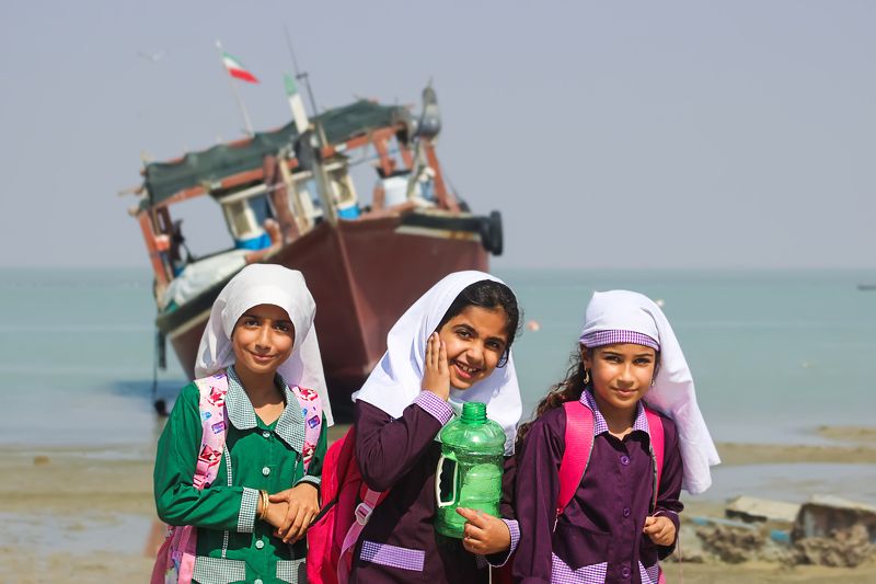 Sheef Island girlsphoto preview