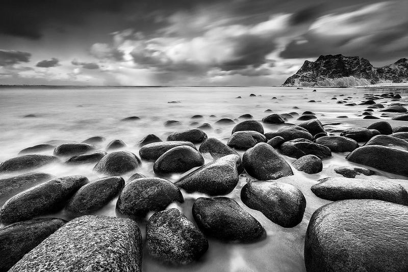 Лофотены, Морской пейзаж, Норвегия, Пейзаж, Черно-белый пейзаж Uttakleiv фото превью