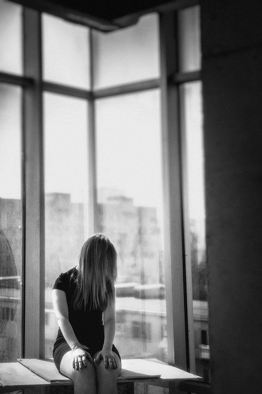 Alone, Black & white, Bw, Emotion, Girl, Light, Model, Nikon, People, Story Lonesomephoto preview