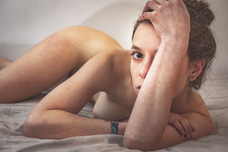 naked, woman, bed Emotions #0615photo preview