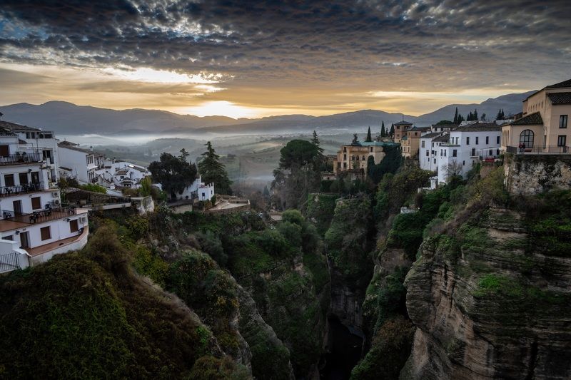 город, рассвет, ущелье, cityscape, gorge, sky, clouds, landscape, beautiful, sunrise, view, spain, andalucia, ronda Рондаphoto preview