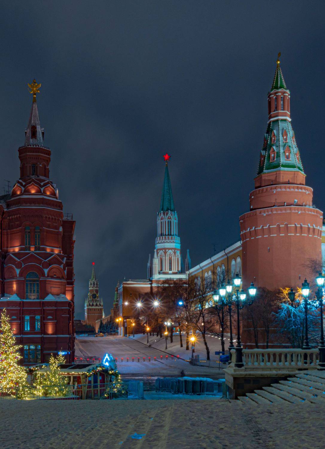 Москва предновогодняя. Автор: Юрьев Борис , Юрьев Борис