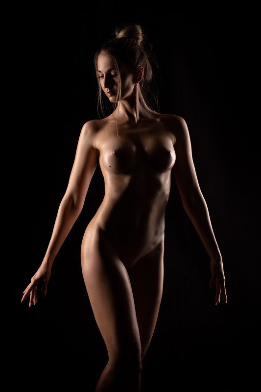 ню, эротика, портрет, девушка, жанровый портрет, nu, nu-art, nude, грудь, топлесс, модель, обнаженная, женственность photo preview