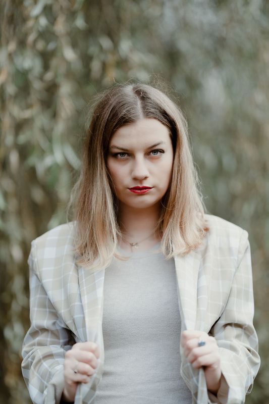 portrait fashion woman girl outdoor ...photo preview