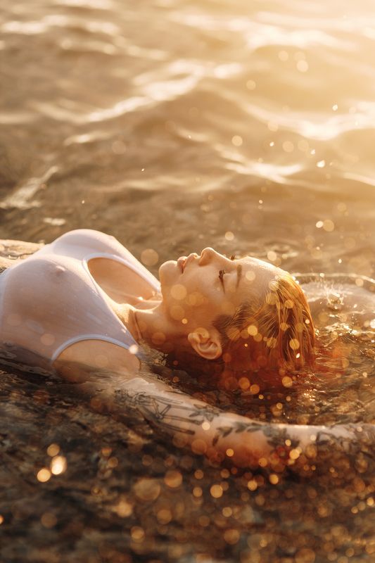 portrait, woman, beauty, sexy, sunset, sea Кристинаphoto preview