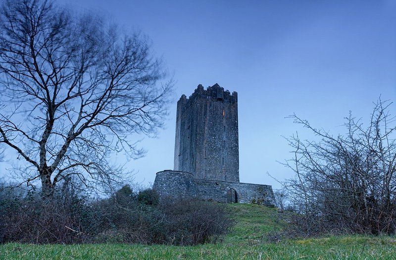 Замок, Ирландия, Фототур Про свет в окошкеphoto preview