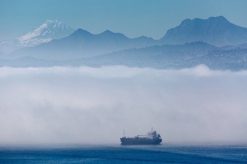 Горы, Корабль, Море, Туман, Чили Туман наступаетphoto preview